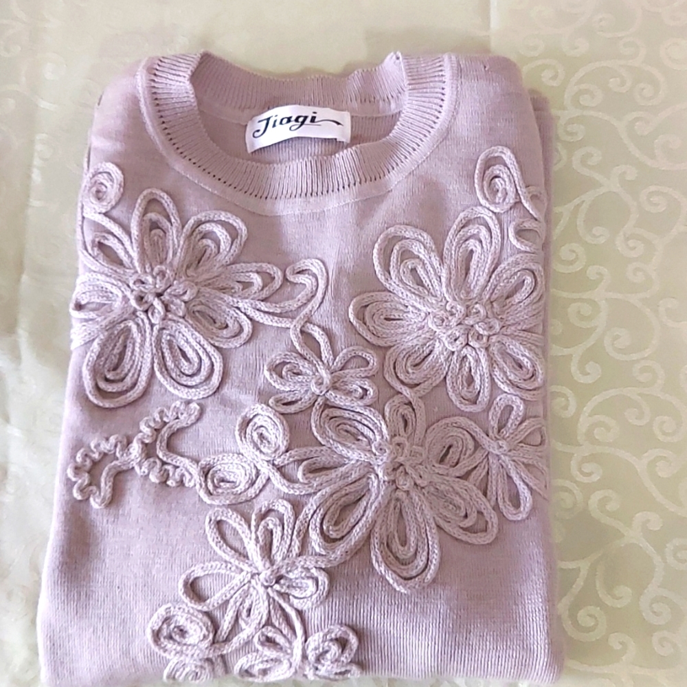 Woman knitsweater, Tan, L, acrylic.